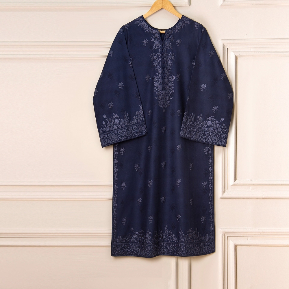 Agha Noor Embroidered Set